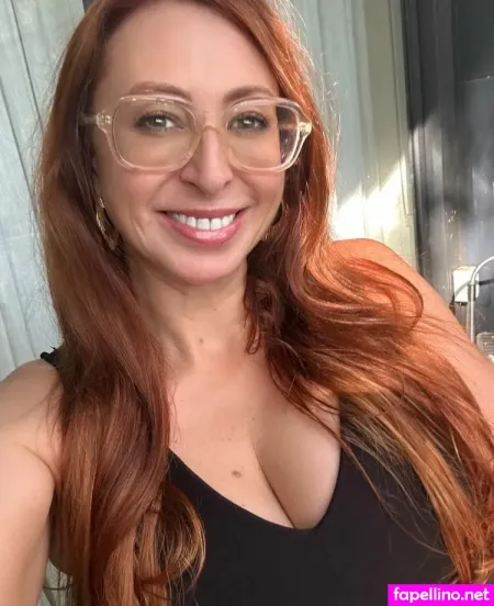 Lara Belle OnlyFans Thumbnail #tsDJQYjm7A