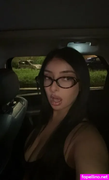 Lara Braile OnlyFans Thumbnail #EWZjnmaxDP