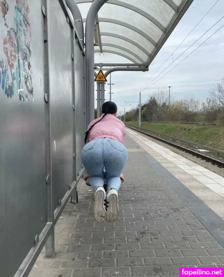 Lara Bttn OnlyFans Thumbnail #kQHmECFWK5