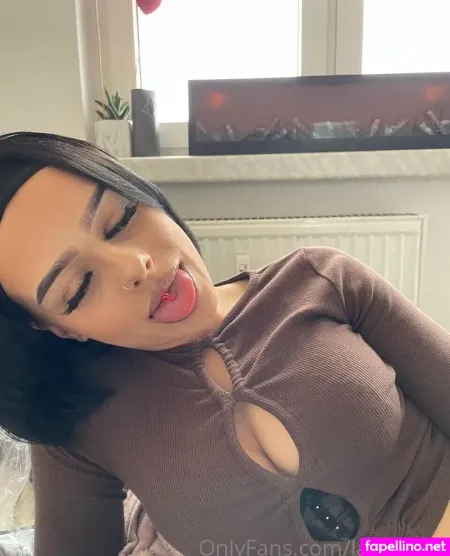 Lara Bttner OnlyFans Thumbnail #QJxBOEodQ5