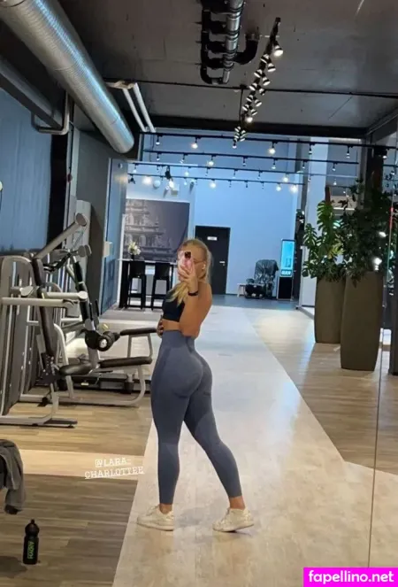 Lara Charlottee OnlyFans Thumbnail #EY2hPdJWD1