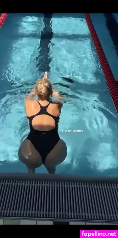 Lara Charlottee OnlyFans Thumbnail #r9gD8RNuyg