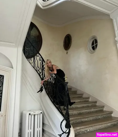 Lara Cosima OnlyFans Thumbnail #0FfeetbKff