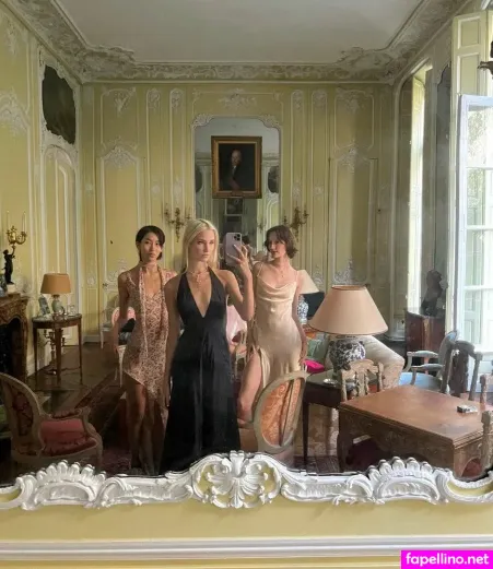 Lara Cosima OnlyFans Thumbnail #LG9yk39MSL