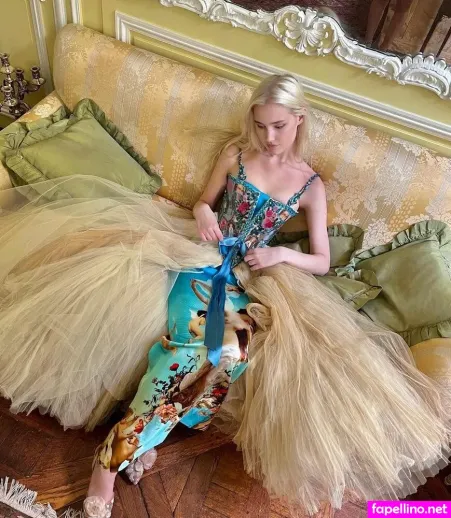 Lara Cosima OnlyFans Thumbnail #hzeLRNG3bV