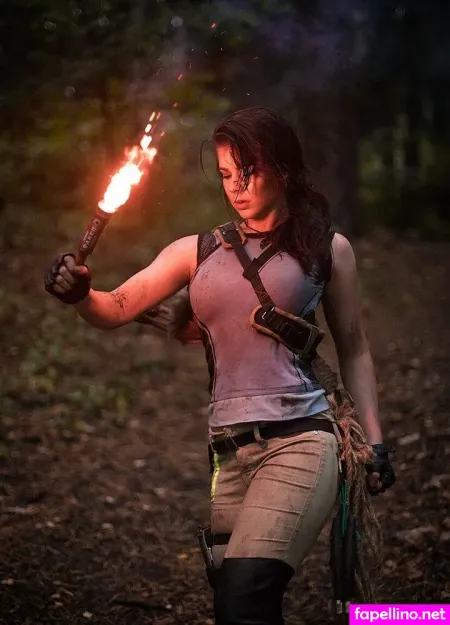 Lara Croft Cosplay OnlyFans Thumbnail #qKRum5Hp64
