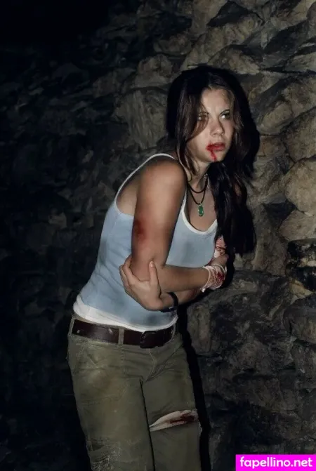 Lara Croft Cosplay OnlyFans Thumbnail #xB6iqUlfN8