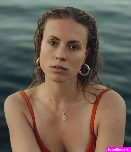 Lara Dandelion Seibert OnlyFans Thumbnail #Gs3XCba8oT