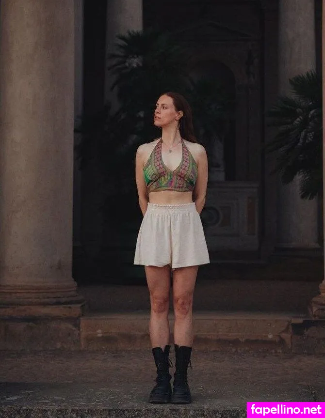 laradandelion Nude Leaked OnlyFans Photo #eMtKL9GGsn