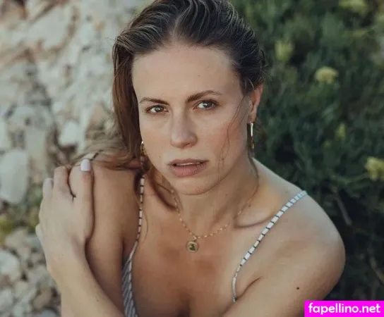Lara Dandelion Seibert OnlyFans Thumbnail #mjvrBqhU6e