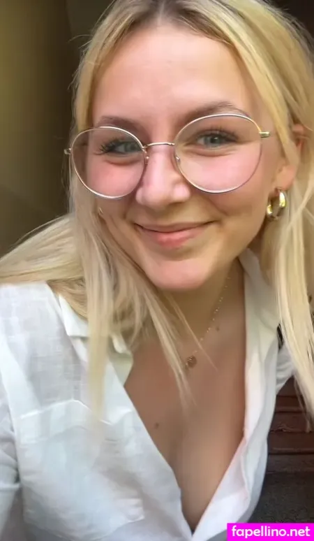 Lara Esser OnlyFans Thumbnail #84ZbaaeWxN