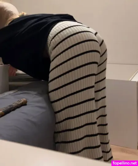 Lara Esser OnlyFans Thumbnail #n3oMo0d2CS