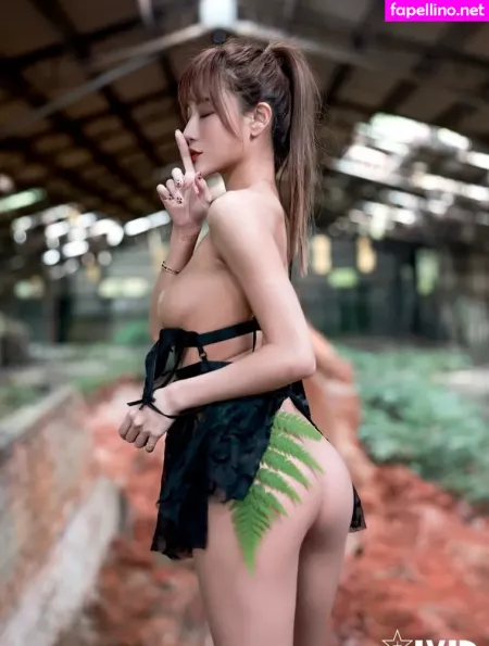 Lara Fan OnlyFans Thumbnail #OamASxpT2o