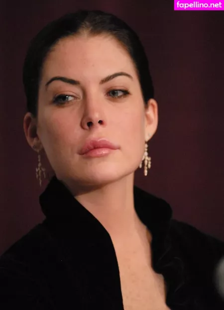 Lara Flynn Boyle OnlyFans Thumbnail #0jBEFaWAwg