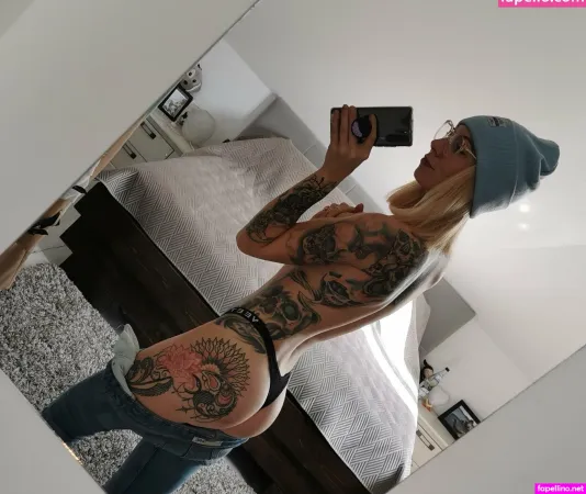 Lara Foxx OnlyFans Thumbnail #g5JV8Ff2tq