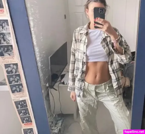 Lara Hopkins OnlyFans Thumbnail #6LKtRKgg2M