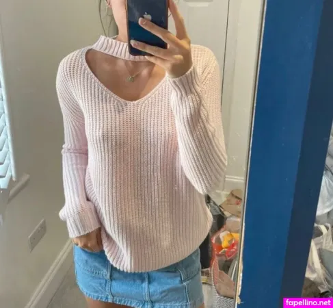 Lara Hopkins OnlyFans Thumbnail #r6mmToFVmk