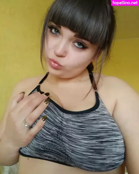 Lara Horn OnlyFans Thumbnail #KXWqCMVnfv