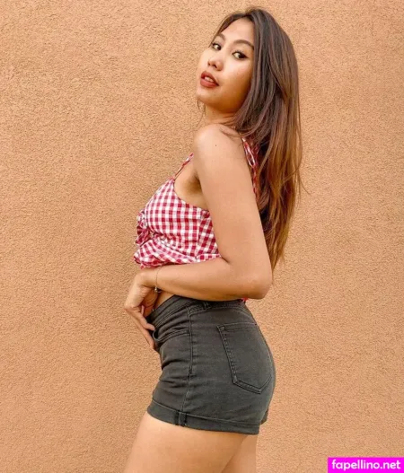 Lara Jean Westin OnlyFans Thumbnail #7bqhx9Afb2