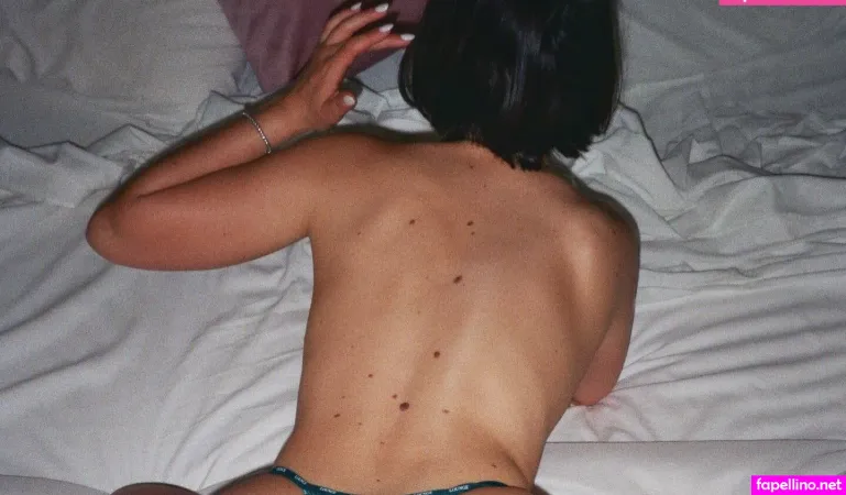 Lara Juice OnlyFans Thumbnail #WBi3LwAFey