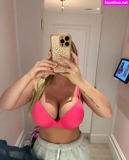 Lara Juicy OnlyFans Thumbnail #E4u4KyBOMI