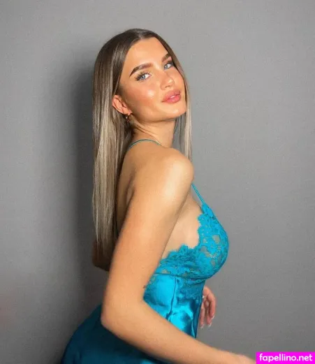 Lara Laen OnlyFans Thumbnail #uNvwbeXCGV