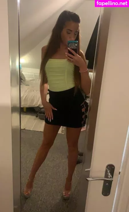 Lara Lee OnlyFans Thumbnail #zBgmahcO6t