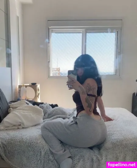 Lara Linx OnlyFans Thumbnail #khSk3iQ3NF