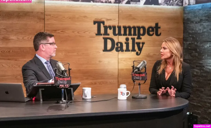 Lara Logan Main Profile Photo