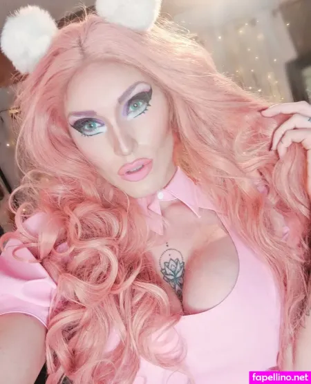 Lara Loxley OnlyFans Thumbnail #XewaQIsHny