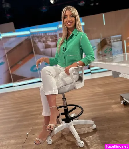 Lara Lpez Calvo OnlyFans Thumbnail #baMnPKGLgE