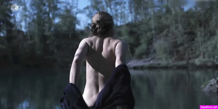 Lara Mandoki OnlyFans Thumbnail #J7y6nUHdum