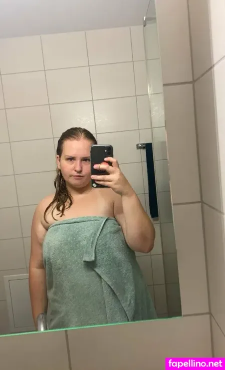 Lara Neo OnlyFans Thumbnail #sBIYRgIsr0