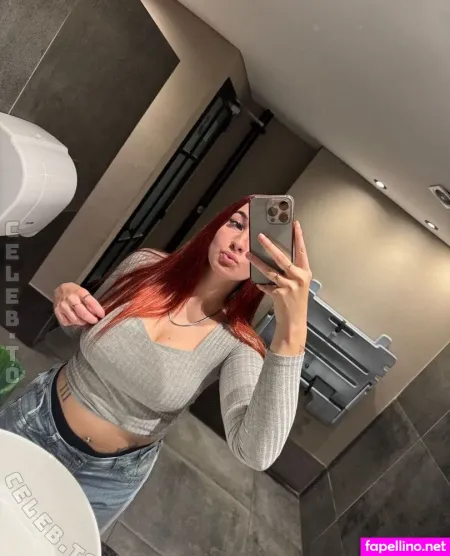 Lara Schmidt OnlyFans Thumbnail #tmxfJ5zScG