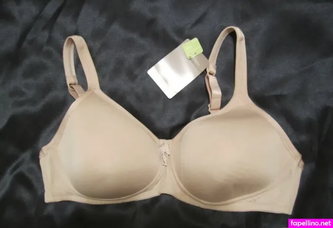 Lara Soft OnlyFans Thumbnail #3APYbrypfF