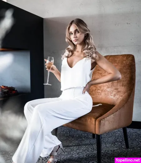 Lara Spengler OnlyFans Thumbnail #XIlpqsXZPL