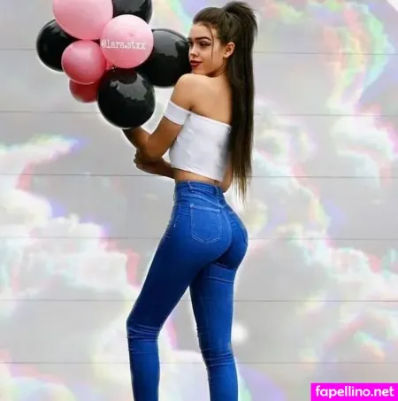 Lara Stxx OnlyFans Thumbnail #FdzFm1B2Au