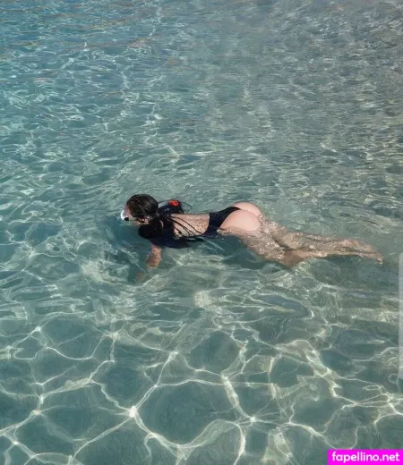 Lara Stxx OnlyFans Thumbnail #YEWNMyW2oo