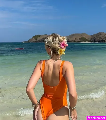 Laraa Gro OnlyFans Thumbnail #zCvJSRI3es