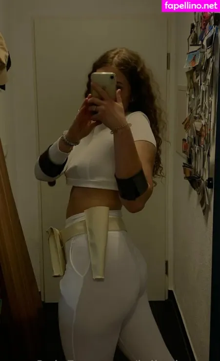 Laraa Hdr OnlyFans Thumbnail #LAWX3iD85n