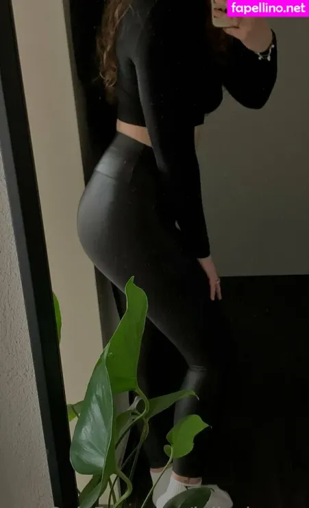 Laraa Hdr OnlyFans Thumbnail #fllmDT8xAU