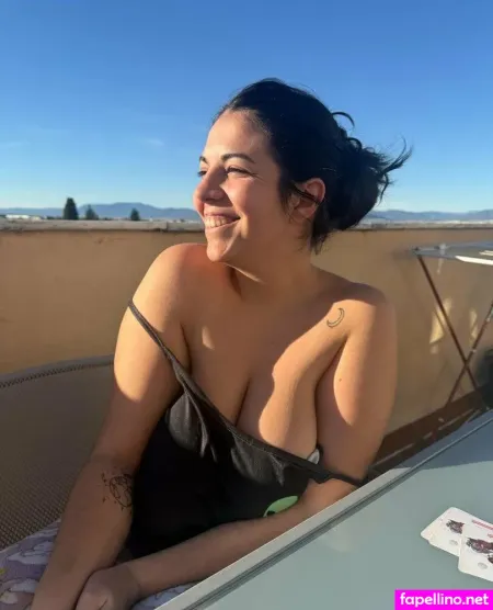 Laraafox OnlyFans Thumbnail #agBlHyxJqu