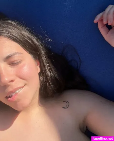 Laraafox OnlyFans Thumbnail #pDk059aW1C