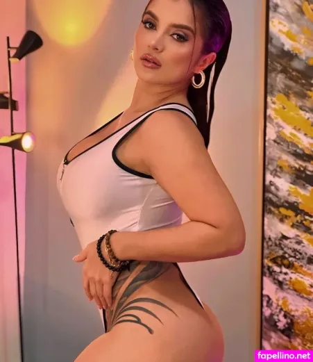 Larabaker OnlyFans Thumbnail #OC0rwg5Al6