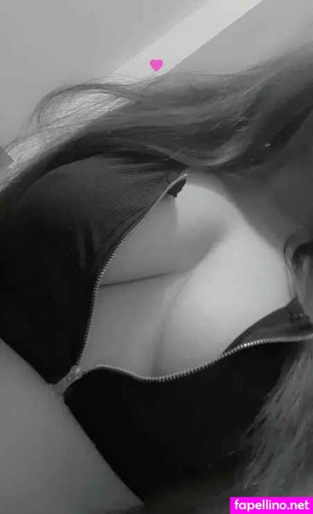 Laracara1 OnlyFans Thumbnail #iJZ1qE7hb6