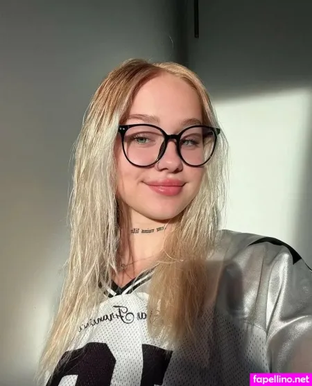 Laracassie OnlyFans Thumbnail #uXOM7Bwz9j
