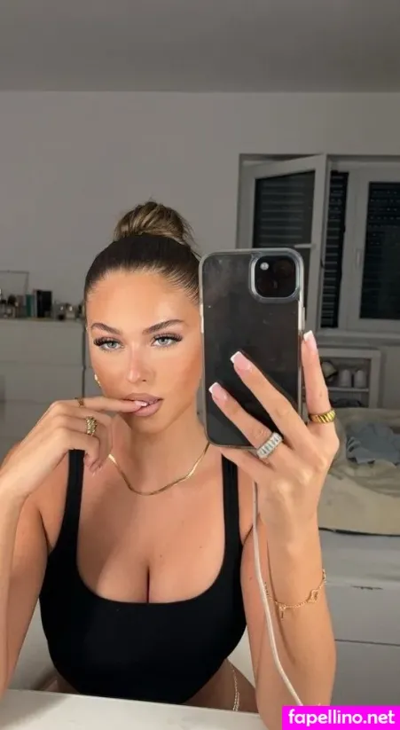 Laraemiii OnlyFans Thumbnail #YU8dgre3XZ