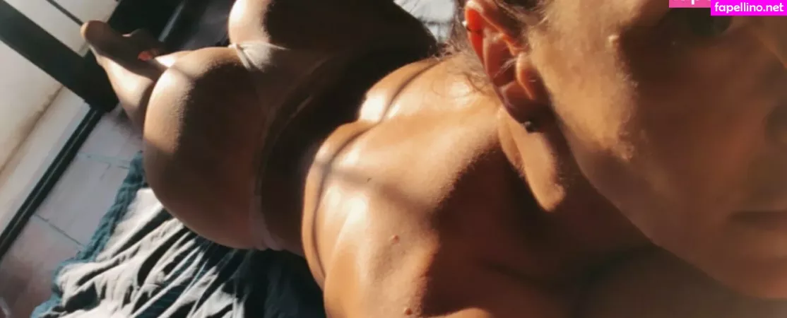 Larafox22 OnlyFans Thumbnail #0vAiTZGbhn