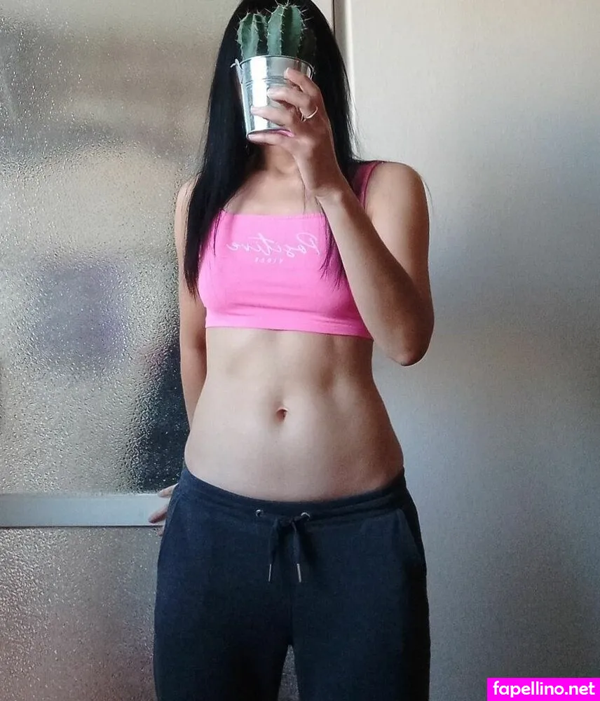 LaraFullmoon, lotus.fullmoon, u336640686 Nude Leaked OnlyFans Photo #5x9jPpGrvk