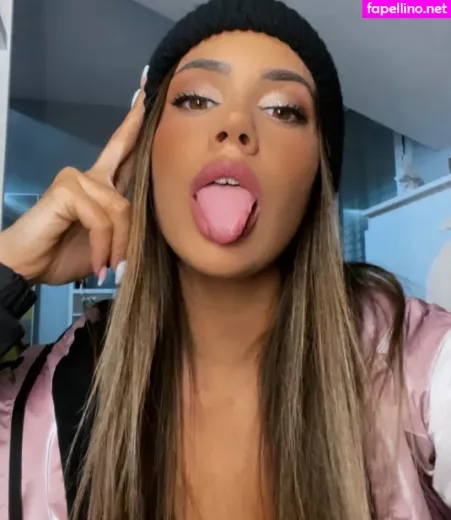 Laragarcia168 OnlyFans Thumbnail #k42UuYslB5